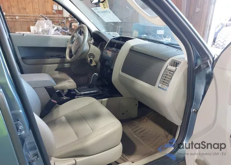 2011 Ford Escape Hybrid Limited z USA, uszkodzony, nr VIN 1FMCU5K37BKC50554